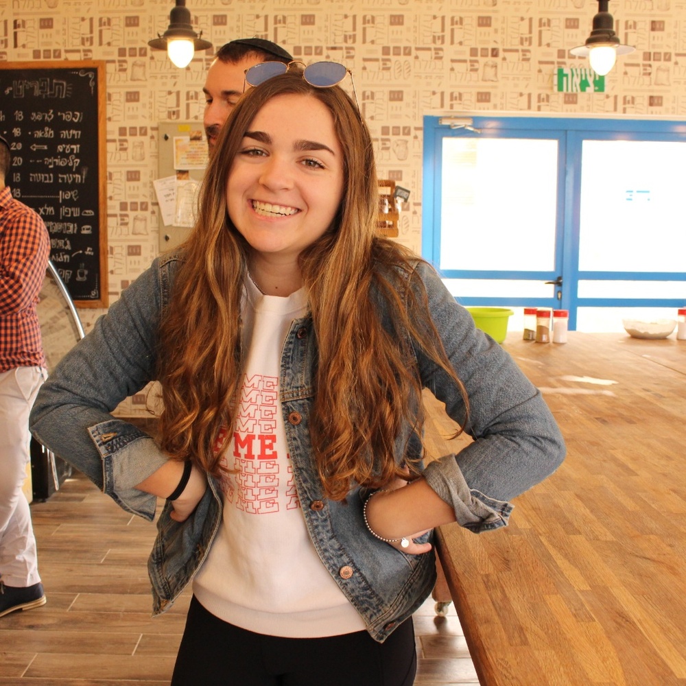 Meet your Posher, Hailey